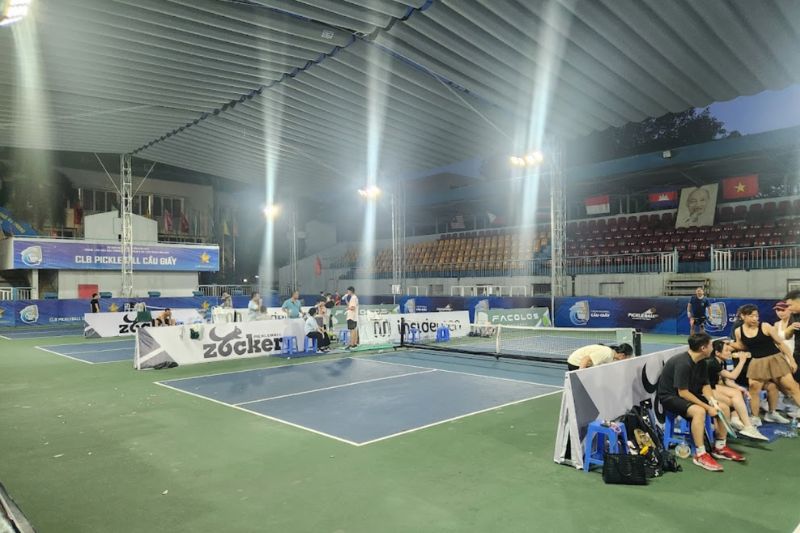 Sân CLB Pickleball Nhà Thi Đấu Cầu Giấy